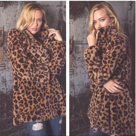 Vegan Fur Leopard Print Jacket - Picture 3 of 7